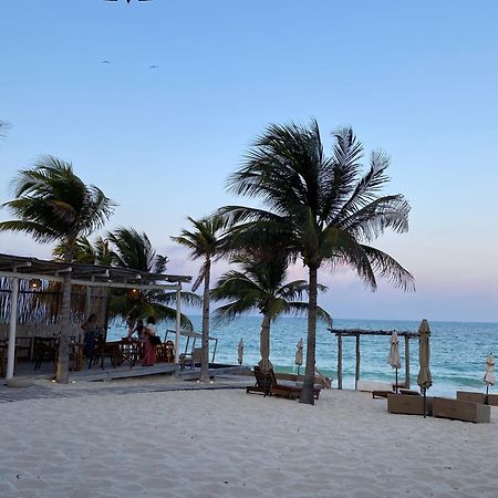 Punta Blanca Beach House Cancún Exterior foto